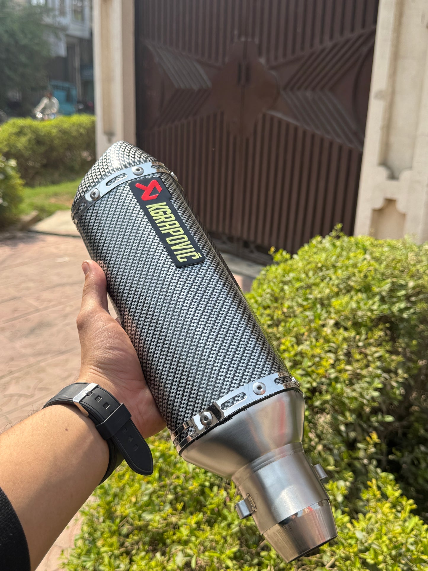 Akrapovic big