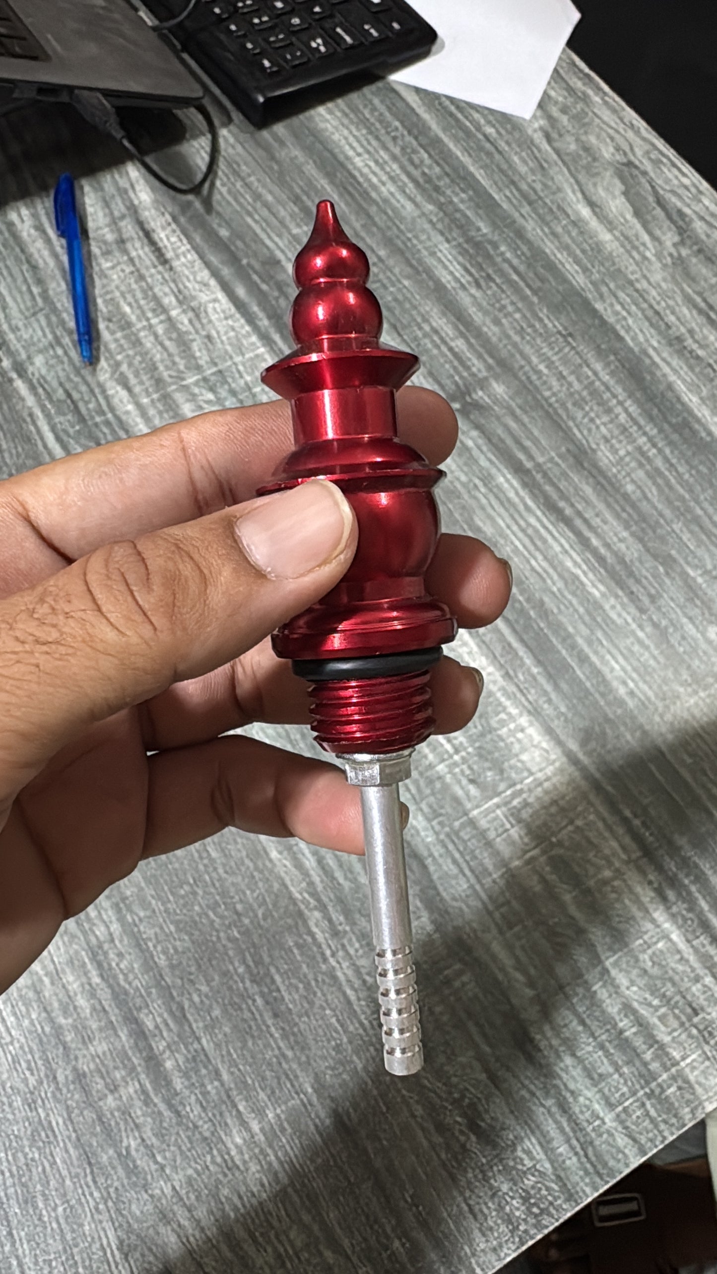 Latu oil gague