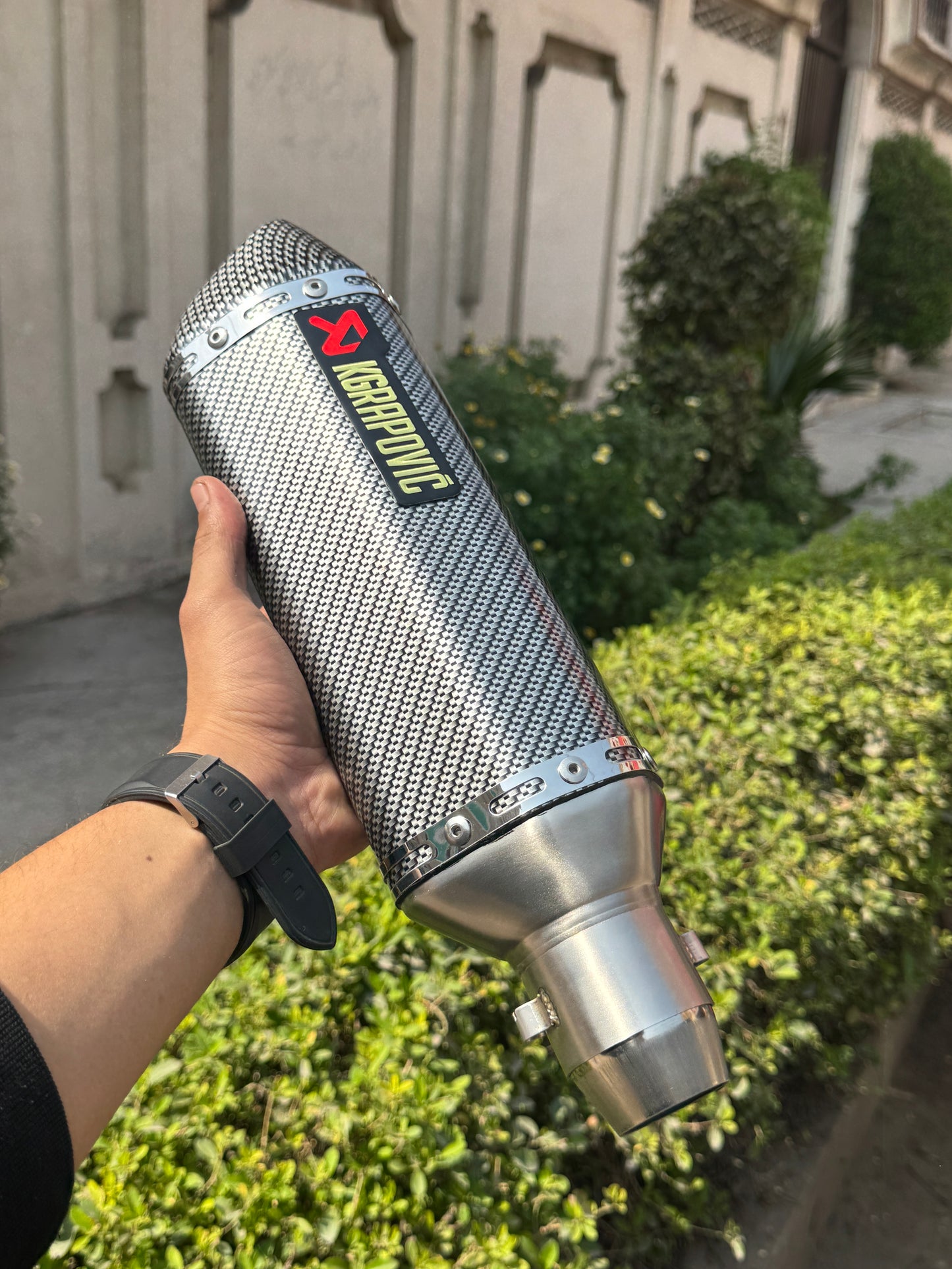 Akrapovic big