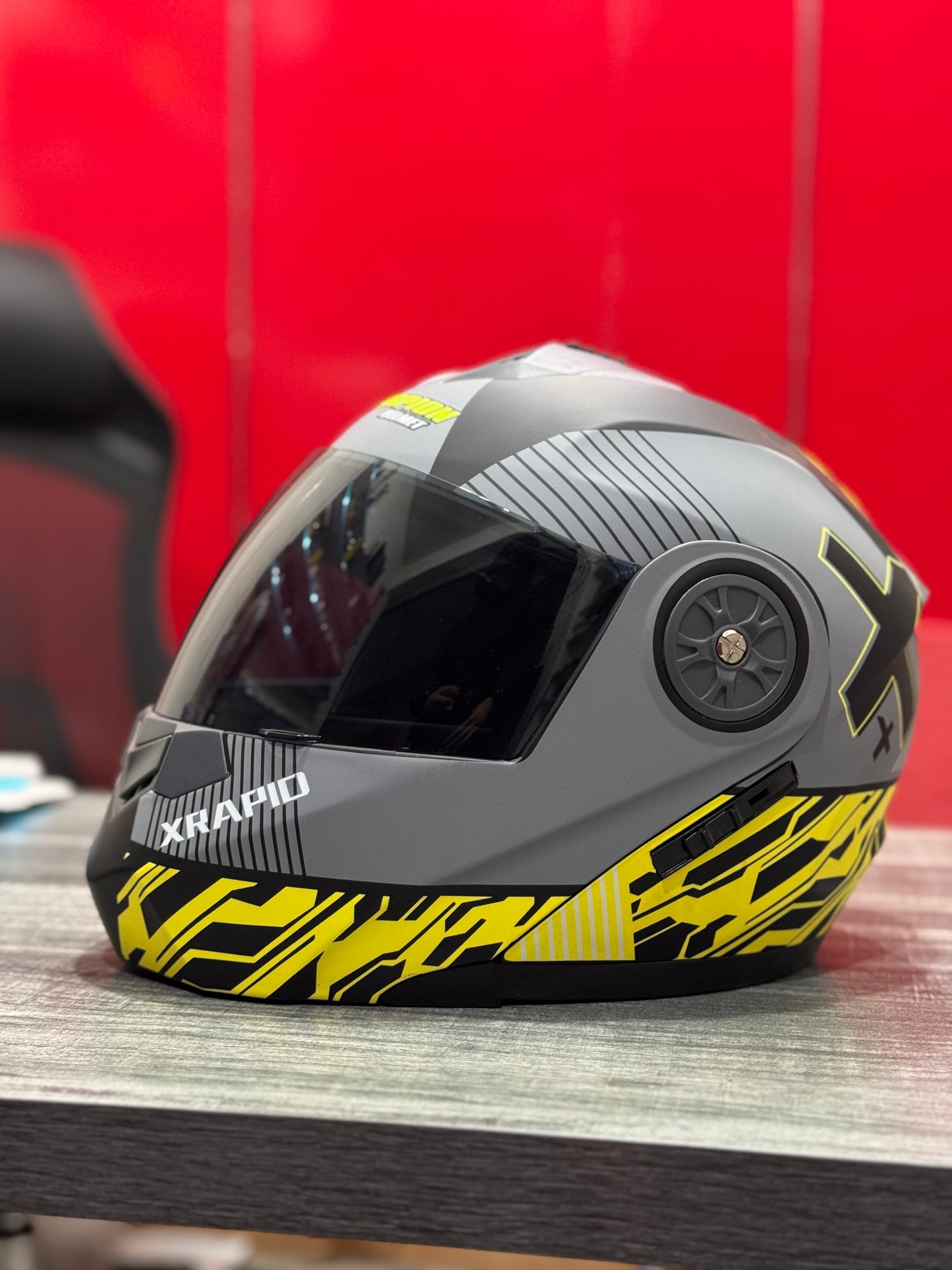 Scorpian helmat