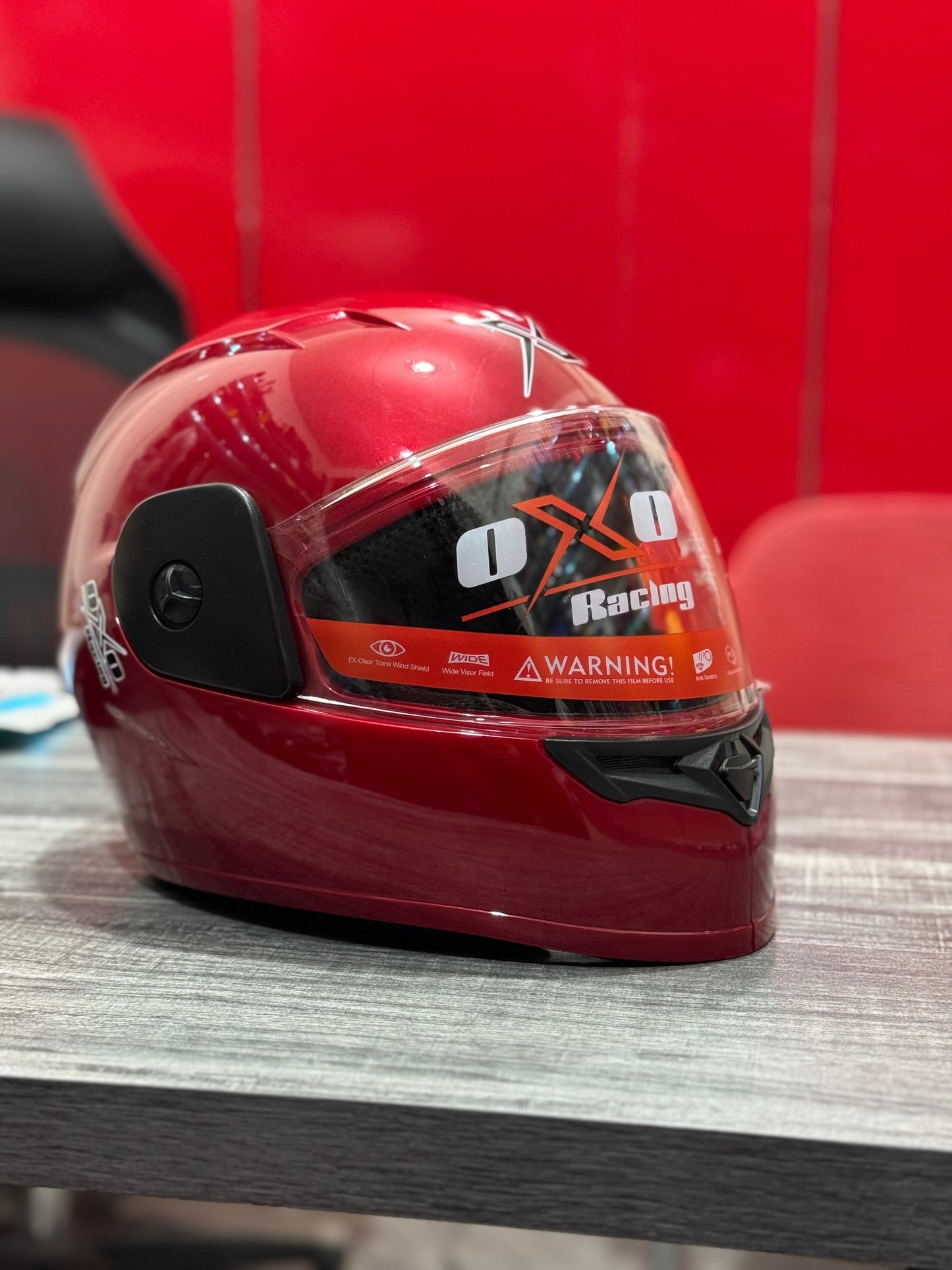 Oxo racing helmet